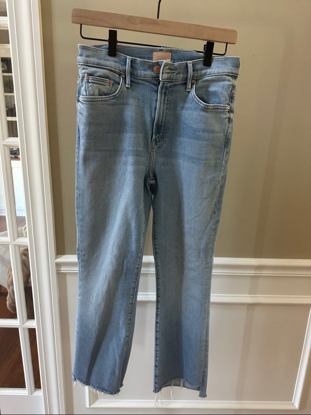 MOTHER denim The insider crop step fray in blessing in disguise wash